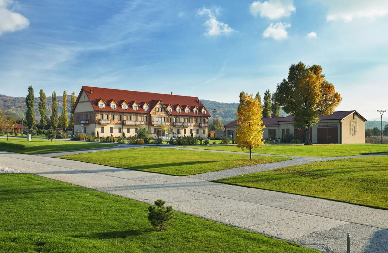 Malvazia Hotel Prievaly Luaran gambar